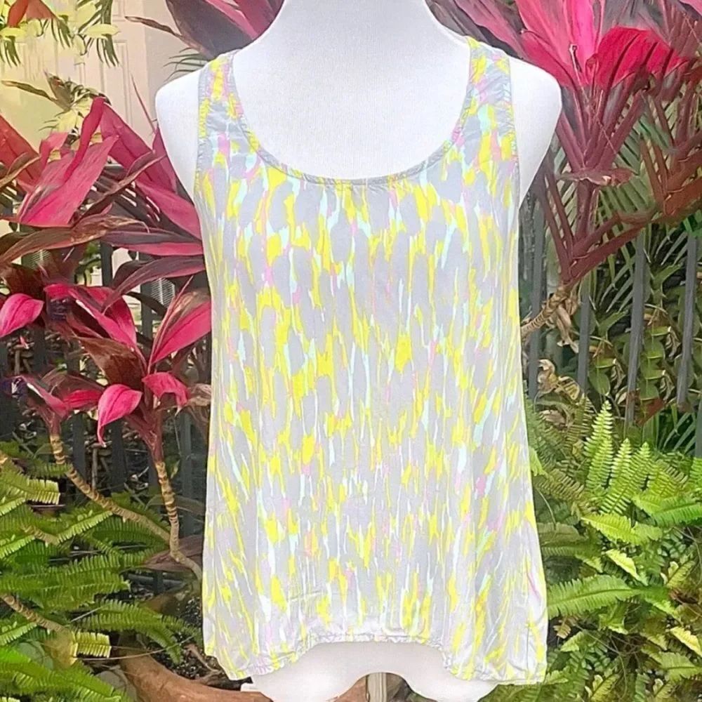 🍍3/$15🍍 Splendid Colorful Cutout Tank - Picture 2 of 8